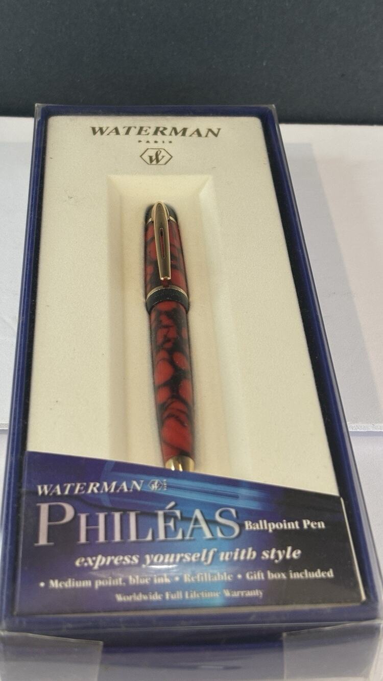 Waterman Phileas Red Marble Ballpoint Pen Gold Trim NOS New Old Stock Box